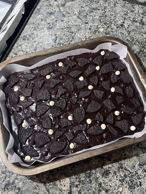 oreo brownies pre and post oven